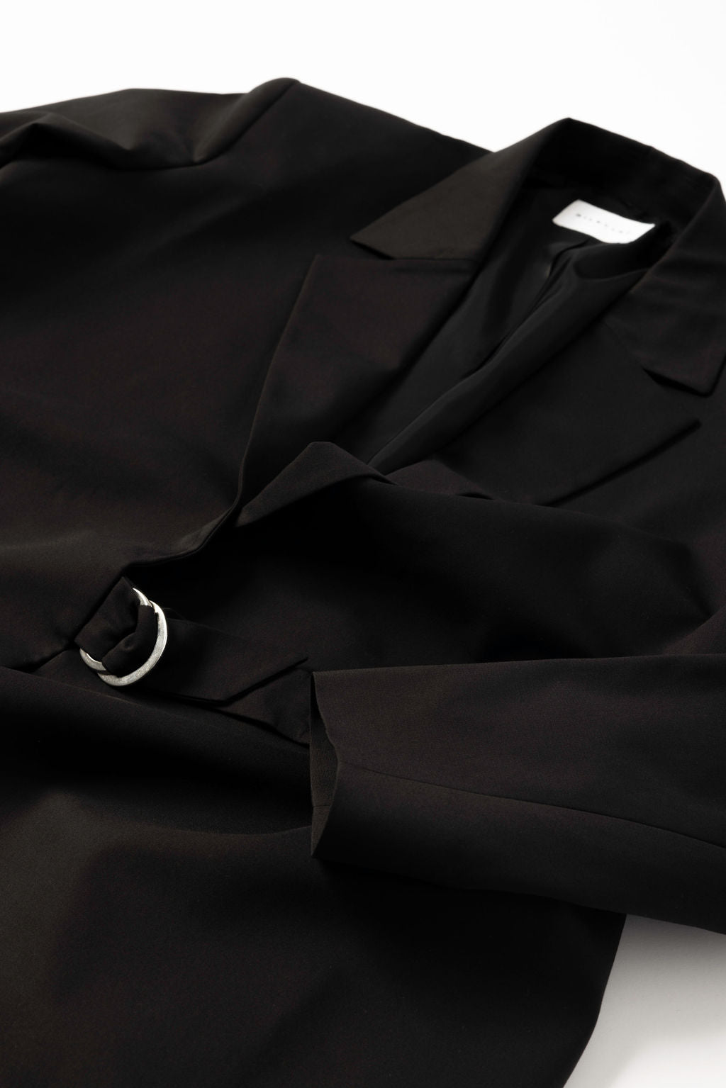Minimalist Capsule Wardrobe Black Blazer Details and Belt